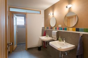 Gemeinschaftsbad im Gästehaus im Tagungshaus Sieben Linden